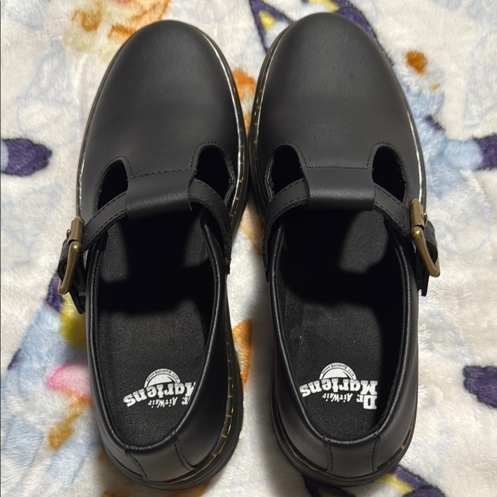 New Dr. Martens Zavala Mary Jane Black Shoes with Rounded Toe in size 8 - Picture 5 of 8